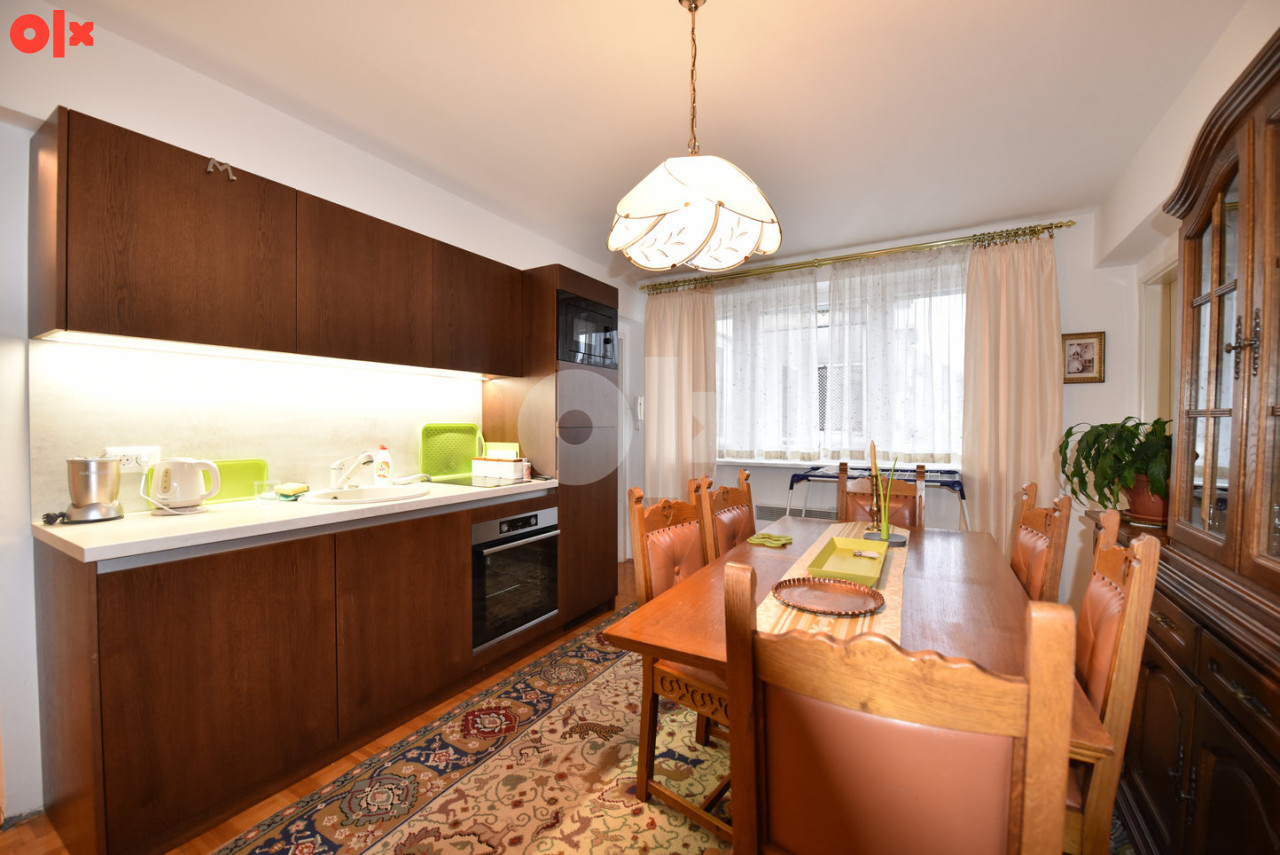 Četverosoban/ Stari Grad/ Logavina/ 81m2 3