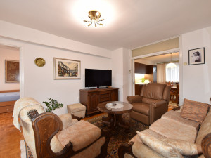 Četverosoban/ Stari Grad/ Logavina/ 81m2