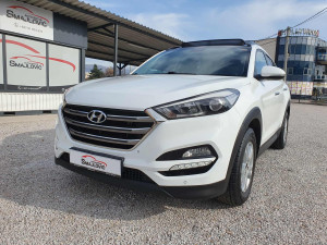 Hyundai Tucson 2.0 136kw 4x4 AUTOMATIK PANORAMA UVOZ SVICARSKA