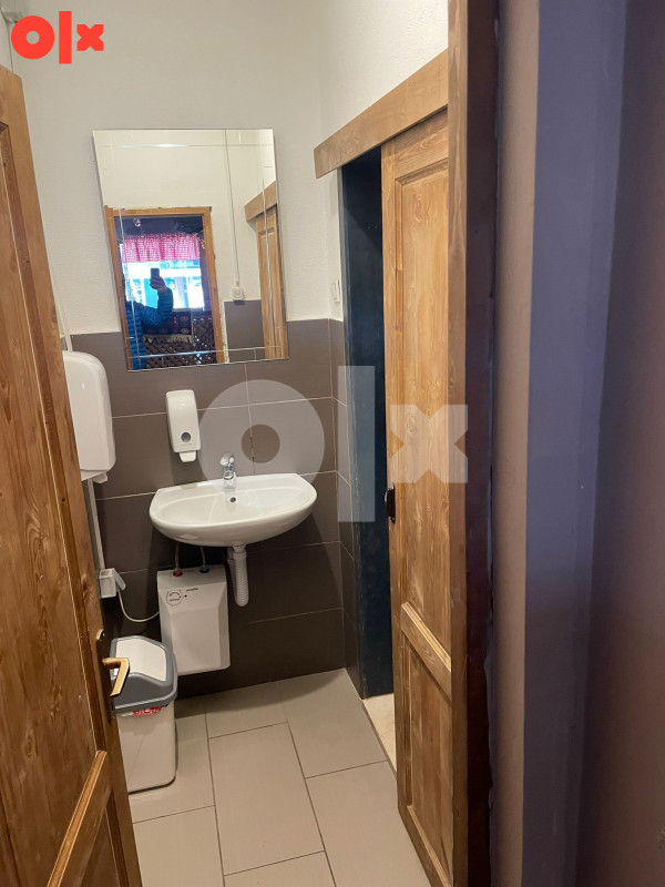 BJELAŠNICA PROSTOR 64m2 NA ATRAKTIVNOJ LOKACIJI 11