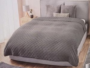 Livarno prekrivac za bračni krevet