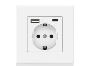 Strujna utičnica sa USB i Type-C priključkom za punjenje