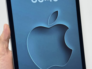 IPAD AIR 11 M3 2025 1 TERABAJT ZDRAVLJE BATERIJE 100%