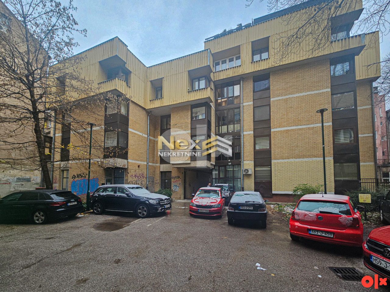 Četverosoban stan sa parkingom Mis Irbina/Centar 117m2 3
