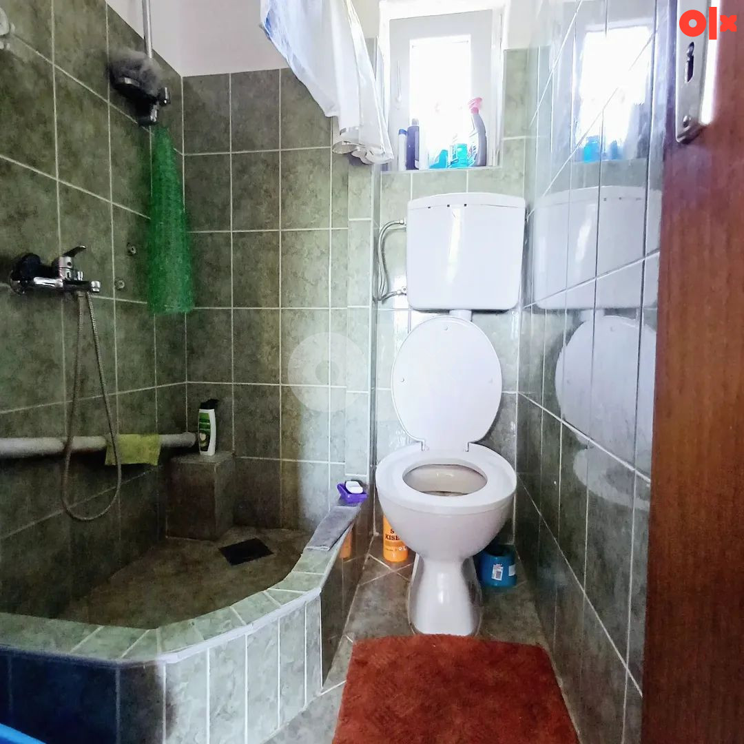 Kuća i plac Prijedor 3500m2, Petrov Gaj 9