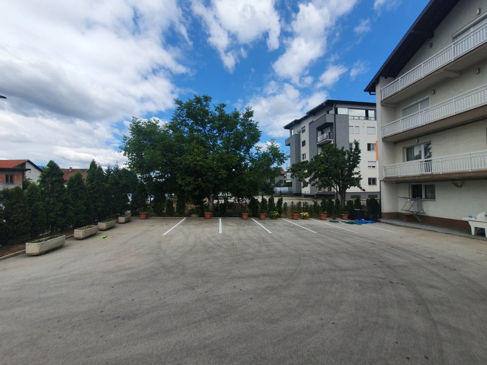 Iznajmljivanje parking mjesta kod aeredroma