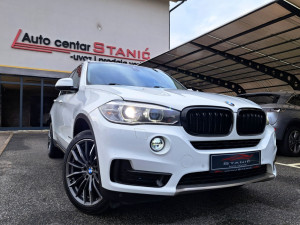 BMW X5 F15 XDRIVE MOD 2015 SPORT PAKET  KAMERA FULL TOP STANJE