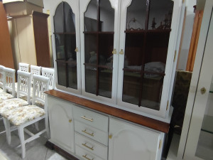 Komoda bijela stilska