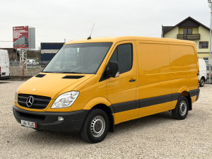 MB SPRINTER 313 CDI L2H1 KLIMA 3 SJEDISTA UVOZ TOP STANJE