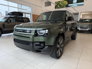 Land Rover Defender 3.0D I6 350KS 7 sjedišta