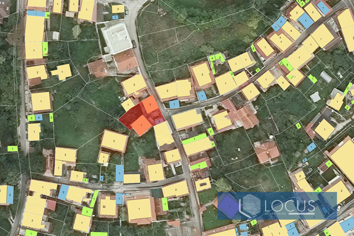 LOCUS: Dvije kuće na parceli 269m2, nas. Mejtaš, Centar 12