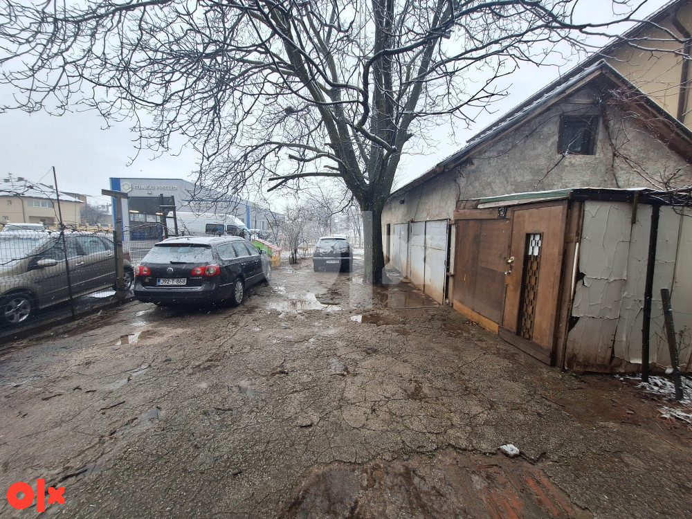 Odlicna parcela sa 2 kuce, Kasindolska ulica - Ilidza 7