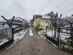 Odlicna parcela sa 2 kuce, Kasindolska ulica - Ilidza photo 5
