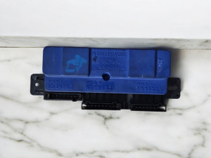 Upravljacka jedinica Smart CDI Dizel fortwo dijelovi djelovi