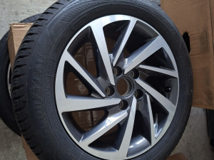 Golf 7 felga felge 16" 5G0601025DM/5G0601025DS (samo 1 felga)