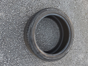 Guma 20" Continental 255/40 R20  255/40/20