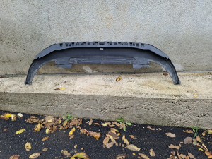 Golf 8 facelift prednji spojler 5H0805915M  2024/2025/2026