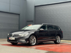 VW Passat B8.5 SW 2.0 TDI DSG 4Motion Kamera Virtual R-line 2022