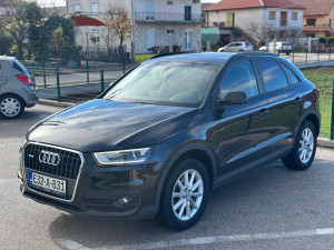 Audi Q3 quattro s-tronic
