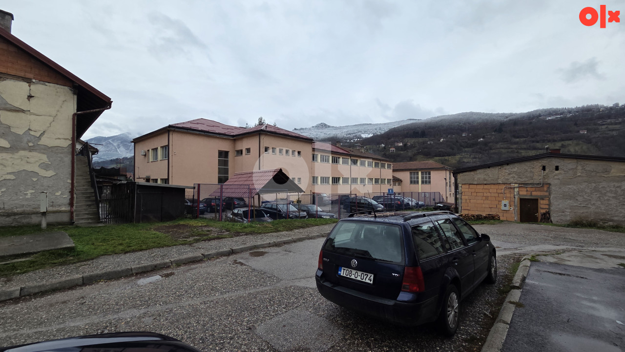 Poslovni prostor Foča / 136m2/ Karađorđeva 13