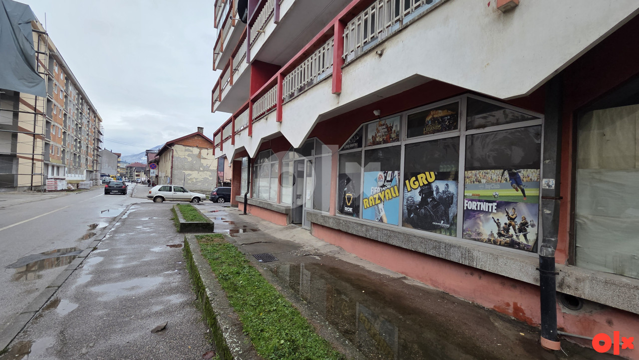 Poslovni prostor Foča / 136m2/ Karađorđeva 16