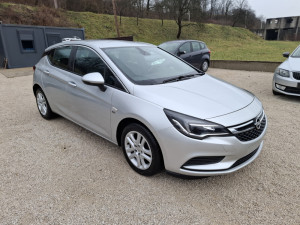 OPEL ASTRA K 1.6 CDTI 2019g  NAVIGACIJA LED