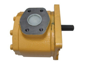 Komatsu buldozer hidraulicna pumpa