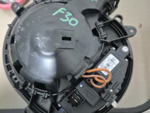 Motor grijanja bmw 3 f30