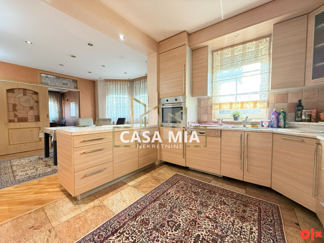 CASA MIA / Kuća 185 m2 / Zemljište 916 m2 / Kakanj 13