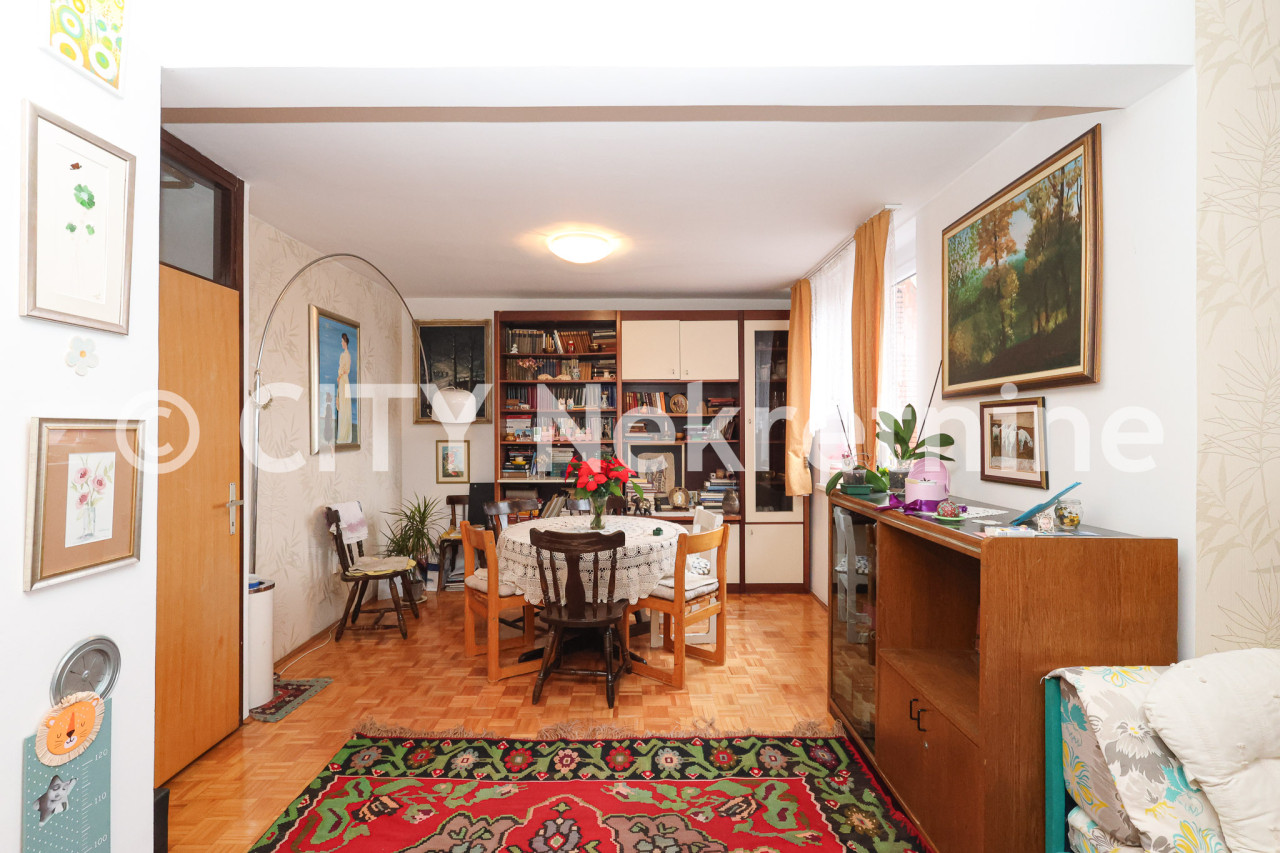 Petosoban dvoetažni stan - Centar - Breka - 116 m2 6
