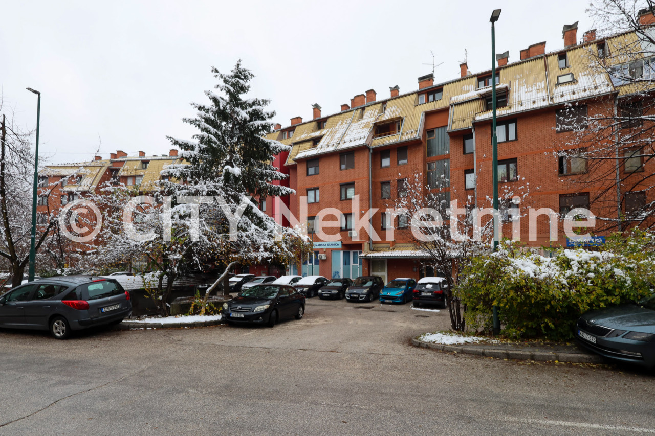 Petosoban dvoetažni stan - Centar - Breka - 116 m2 29