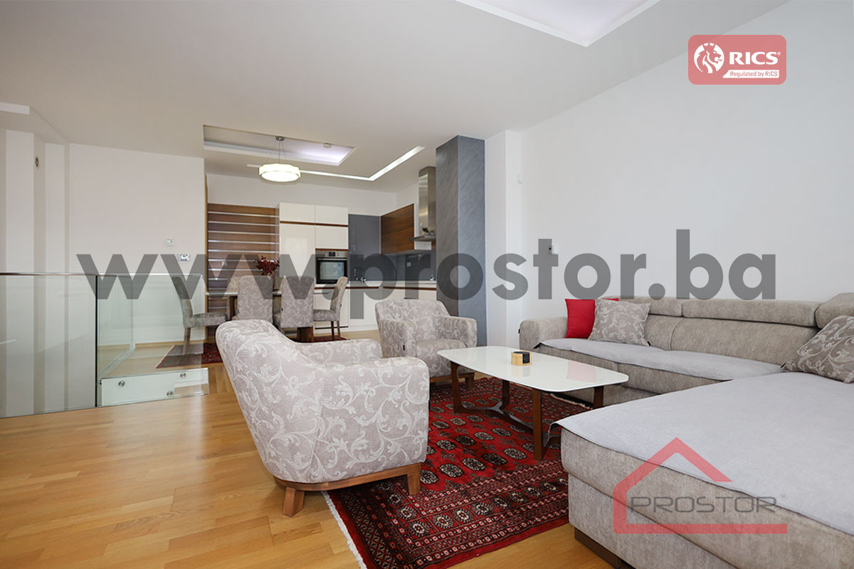 PROSTOR izdaje: Četverosoban penthouse sa terasom, Stup 2