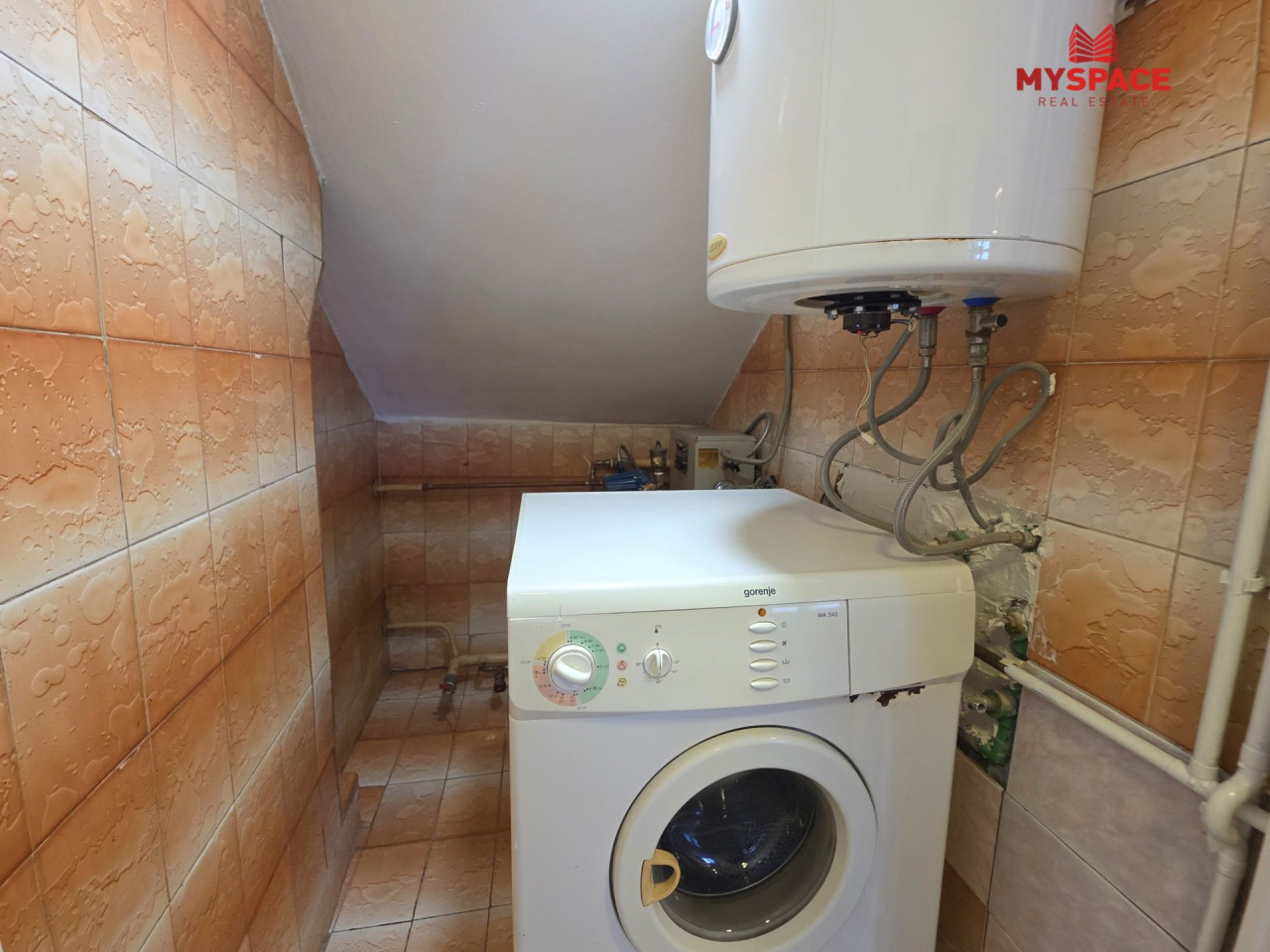 MY SPACE/ Stan/ Kosevo/ 62 m2 6