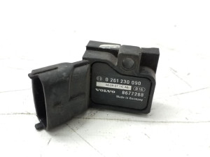 0261230090 8677288 SENZOR PRITISKA  Volvo S60 2000-200