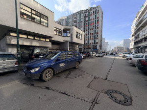 Garaža Sarajevo - Pofalići- Hamdije Čemerlića