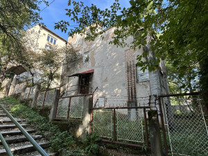 GRUNT - Kuća Sarajevo - Centar 230 m2 parcela 337 m2