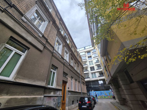 MY SPACA/ Stan/ Centar/ Jezero/ RENOVIRAN/ 54 m2