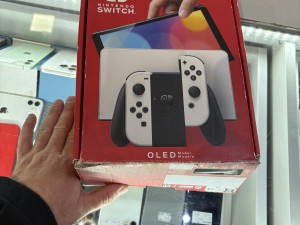 NITENDO SWITCH  OLED