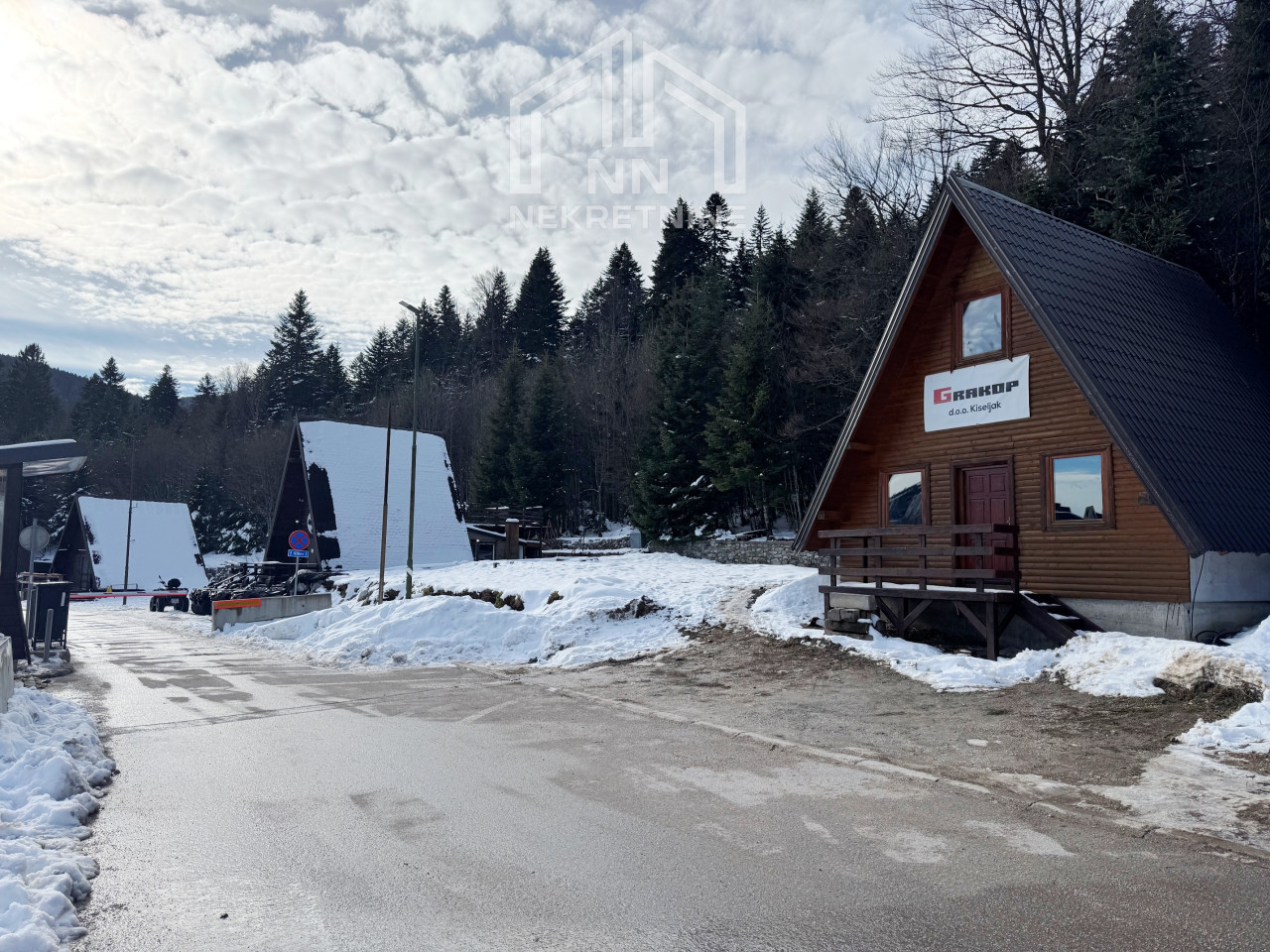 NN Nekretnine : Objekat uz stazu - Bjelašnica - čitati detaljno 14
