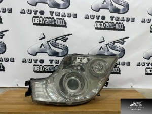 MERCEDES W960  lijevi xenon far