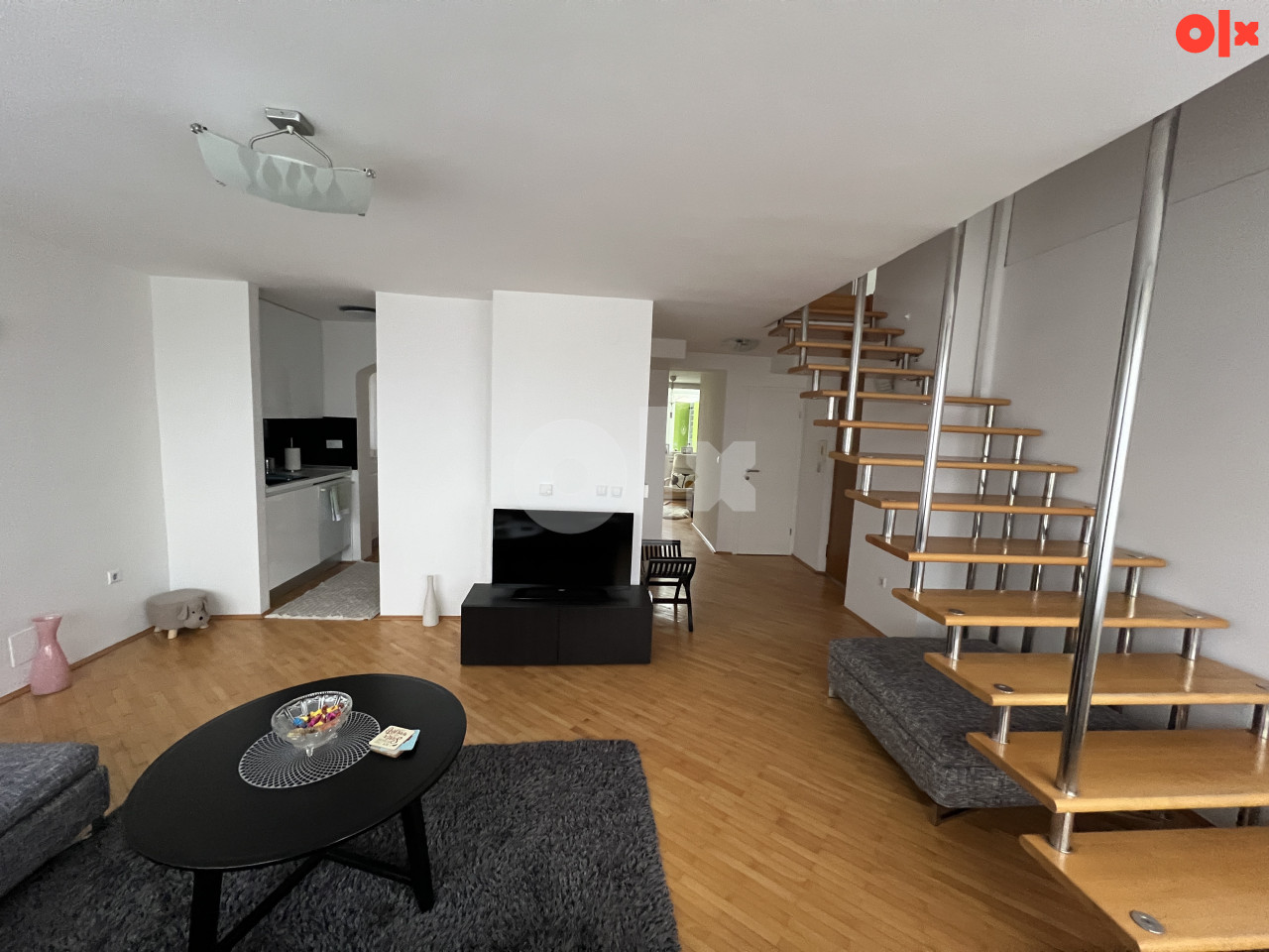 Pethouse stan 125m2 - 5 minuta od Baščaršije - pogled na Sarajevo