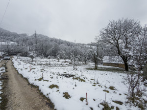 ON TIME prodaje: Zemljište sa kučom - Sarajevo - Nahorevo