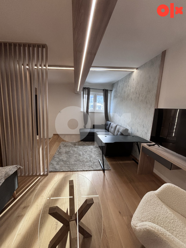 Bjelašnica 56 m2 + balkon kompletno namješten, dvosoban dvoetažni 17