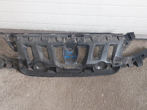 Nosac branika prsa vezni lim peugeot 308 od 1011 do 2013