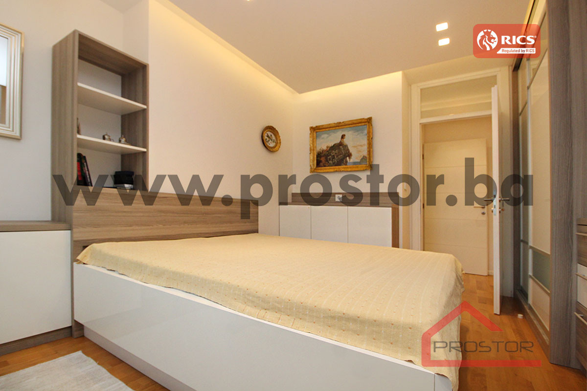 PROSTOR izdaje: Četverosoban stan sa garažom, Dolac Malta - Widok 6