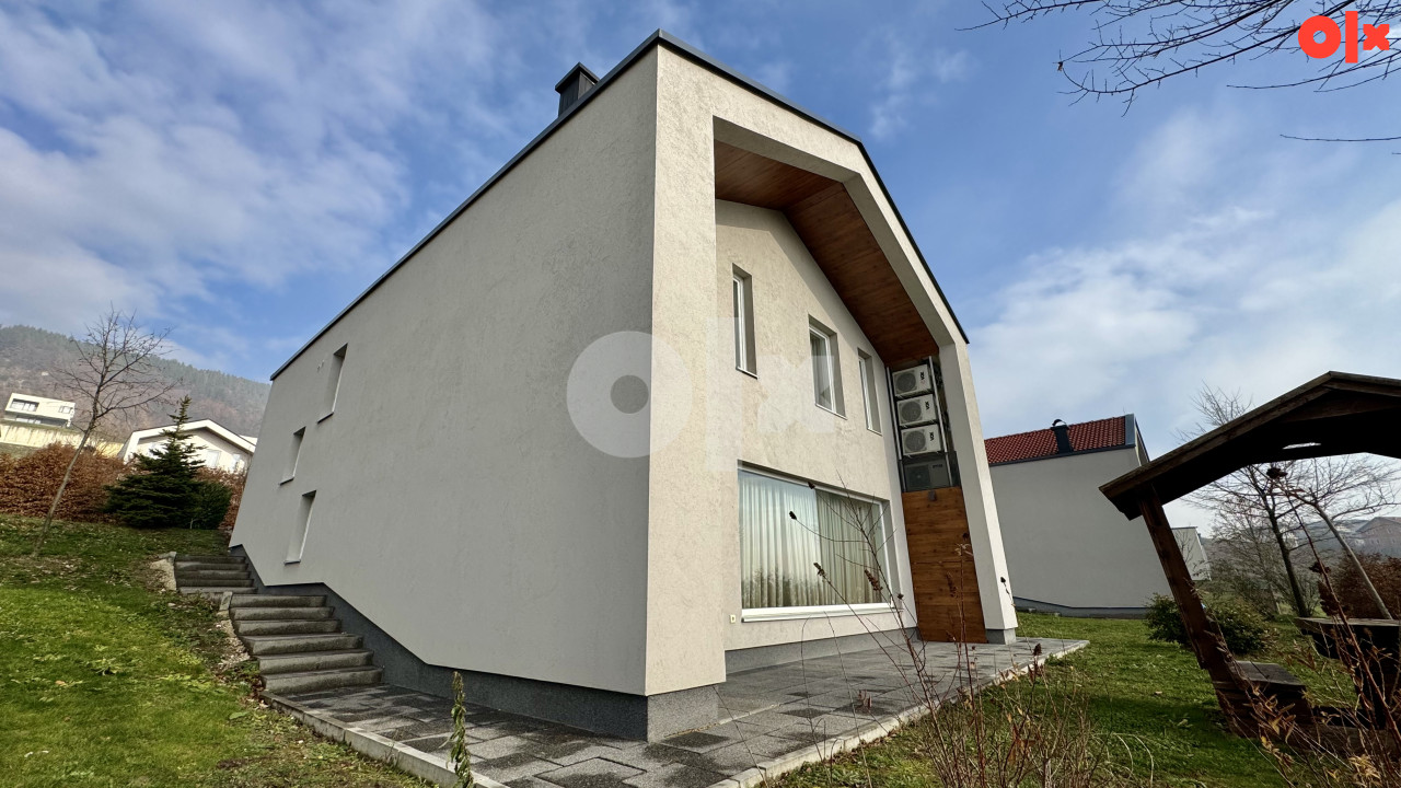 Kuća / Luksuzna vila -Poljine Hills 135kvadrata