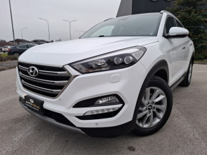HYUNDAI TUCSON 1.7 CRDI 2017.G. AUTOMATIC * KAMERA * SAVRSEN