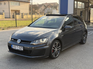 Volkswagen Golf 7 GTD * Panorama* Manuelac