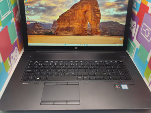 Laptop HP 17 G3 / i7-6820HQ / 32GB / 1TB / Nvidia M3000 / 17.3"