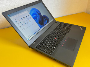 Laptop Lenovo 15.6" i7-6600U /NVMe 500GB/16GB ddr4/UHD/TORBA